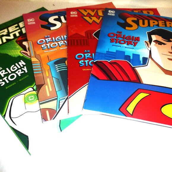 4 LOT 2015-20 DC Super Heroes COMIC BOOKS Superman Wonder Woman Green Lantern - Picture 3 of 13